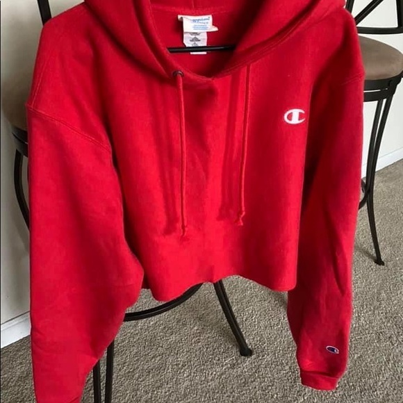 red champion crop sweatshirt